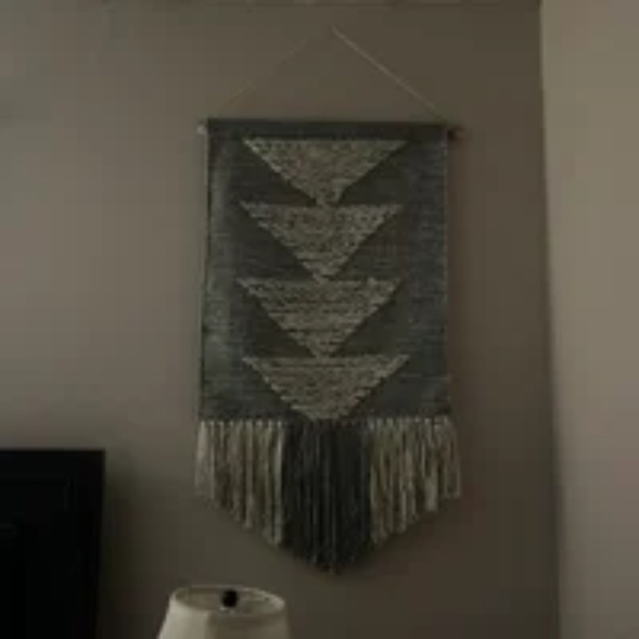 (2) a pair of matching Macrame Wall Hanging - Picture 3 of 3